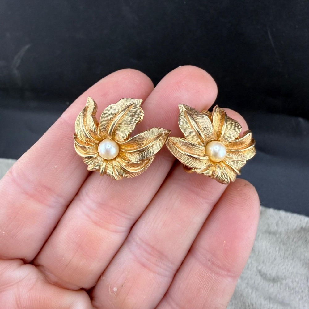 Vintage Boucher Clip On Earrings Gold Tone Textured Leaf Faux Pearl